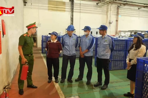 Bảo đảm an toàn phòng cháy đối với kho, xưởng sản xuất mùa hanh khô 