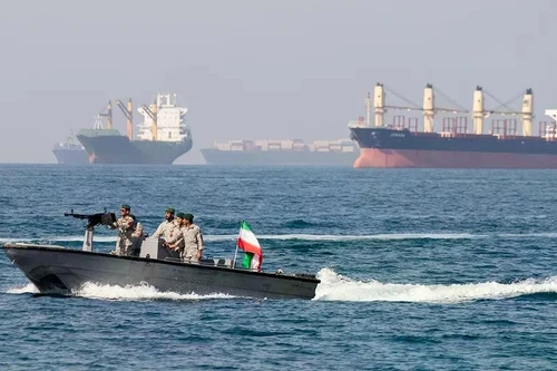Iran đóng cửa eo biển Hormuz mang lại thuận lợi lớn cho các công ty dầu mỏ Nga