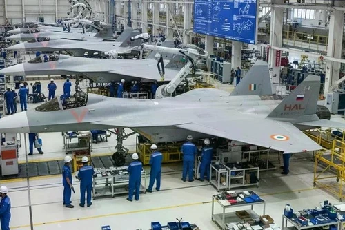 Nga đưa ra nhiều cam kết ‘chưa có tiền lệ' nếu Ấn Độ chọn mua tiêm kích Su-57E