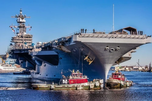 Mỹ hoãn việc loại biên tàu sân bay USS Nimitz đã 52 năm tuổi