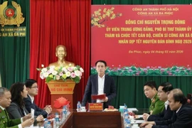 Lãnh đạo Thành ủy Hà Nội thăm, chúc Tết lực lượng Công an cơ sở