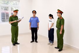 Khởi tố 1 phụ nữ, thu giữ trang sức giả mạo các nhãn hiệu quốc tế trị giá gần 4 tỷ đồng