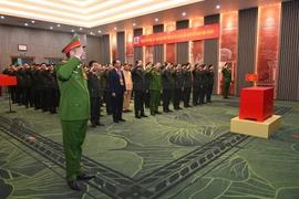 Lãnh đạo Bộ Công an tham gia bầu cử tại Khu vực bỏ phiếu số 5