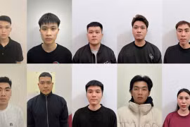 Triệt phá đường dây lừa đảo 'đánh bạc chắc chắn thắng tiền'