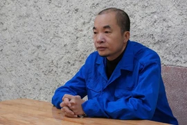 'Chuyên gia' lừa đảo bằng sổ đỏ...giả