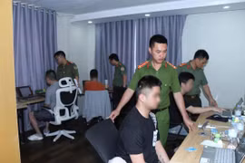 Triệt phá các nhóm đối tượng nước ngoài hoạt động trái phép trên không gian mạng