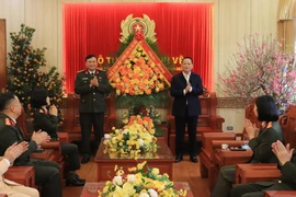 Công an Hà Nội chúc mừng Bộ Tư lệnh Cảnh vệ nhân kỷ niệm 73 năm Ngày truyền thống