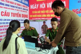 Những vấn đề quan trọng về công tác tái hòa nhập cộng đồng - (Bài 7 - tiếp theo và hết): Các chương trình phối hợp của lực lượng Cảnh sát thi hành án hình sự trong tái hòa nhập cộng đồng