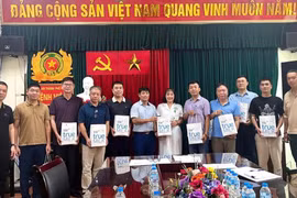 Khám sức khỏe cho cán bộ, chiến sĩ là thương binh của CATP Hà Nội