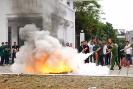 Tuyên truyền, phổ biến kiến thức về PCCC và CNCH cho Đoàn viên Công đoàn xã Vật Lại