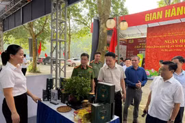 Khơi dậy tinh thần đoàn kết của mỗi người dân trong sự nghiệp bảo vệ an ninh Tổ quốc