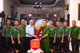 Tri ân, tự hào đóng góp của các thế hệ cán bộ An ninh nhân dân Công an Hà Nội