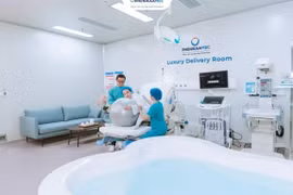 Bồn sinh nước ấm tại PhenikaaMec: hỗ trợ sinh nhẹ nhàng, giảm đau cá thể hoá