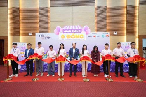 Tài trợ hơn 4 tỷ đồng, trao tặng 2.010 suất tầm soát ung thư