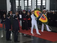 Nhiều đoàn quốc tế tới viếng Chủ tịch nước Trần Đại Quang