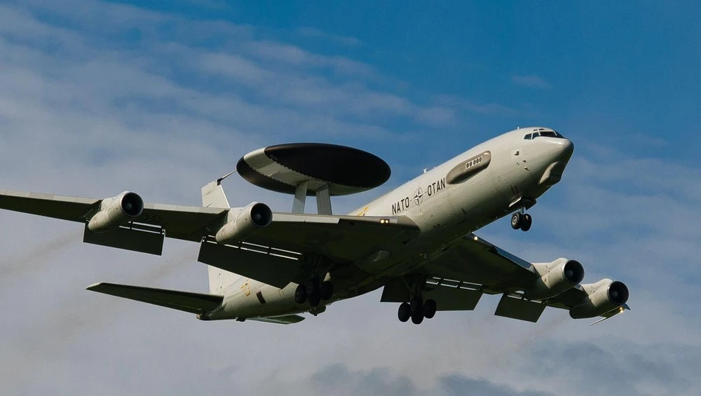 Mỹ điều động 25% lực lượng máy bay cảnh báo sớm 'mắt thần' E-3G tới Trung Đông