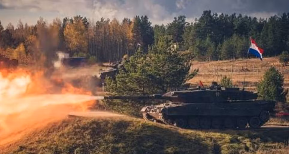 Xe tăng Leopard 2 của Hà Lan 'lột xác' trước chiến trường UAV