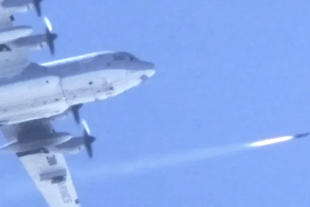 Máy bay KC-130J trong biên chế Thủy quân Lục chiến Mỹ mất khả năng bắn tên lửa Hellfire