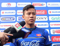 [ẢNH] Công Phượng khoe kiểu tóc xù, hứng khởi cùng đồng đội tập luyện