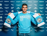 [ẢNH] Tài năng trẻ sáng giá nhất Tây Ban Nha chính thức gia nhập Man City