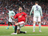 [ẢNH] Beckham tái xuất, Solskjaer ghi bàn, M.U đè bẹp Bayern 5-0