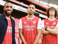 [ẢNH] Ngắm David Luiz, Aubameyang trong áo đấu mùa tới của Arsenal