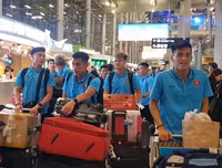 Những hình ảnh đầu tiên của U23 Việt Nam sau khi đặt chân đến Thái Lan