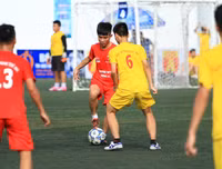 [ẢNH] Á quân THPT Nguyễn Thị Minh Khai 