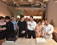 Đập tan tin đồn chia tay, Hồ Ngọc Hà và Kim Lý sánh đôi dự sự kiện