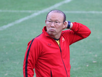 [ẢNH] Phan Văn Đức tươi rói cùng đồng đội hướng tới bán kết lượt về