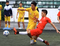 [ẢNH] Hồng Thái đá như những chiến binh, ĐKVĐ Trần Quốc Tuấn chứng tỏ bản lĩnh