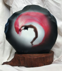 [Ảnh] Độc đáo loạt tranh khỏa thân của Thái Phiên in lên đá