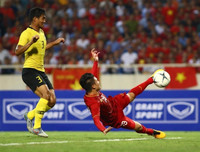 [ẢNH] Quang Hải bị 