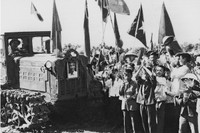 [ẢNH] Sống trong không khí thi đua ái quốc sôi nổi thời kháng chiến