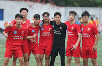 'Đọc' hồ sơ thành tích 16 đội bóng ở vòng 1/8