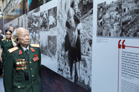 “Để bầu trời mãi xanh” tái hiện sống động một thời đạn bom