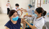 Hà Nội tăng tốc tiêm vaccine phòng Covid-19 