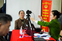 Tận tình phục vụ nhân dân đến làm căn cước công dân 