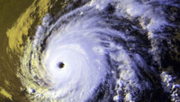 Điểm danh 10 siêu bão khủng khiếp nhất lịch sử