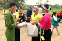 Công an Hà Nội tuyên truyền chuyển đổi số lưu động tới đồng bào dân tộc