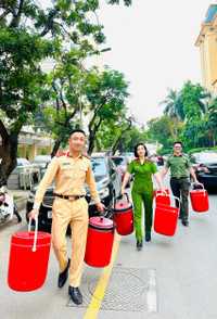 Mang yêu thương đến với bệnh nhân nghèo