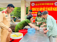 Mang yêu thương đến với bệnh nhân nghèo