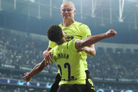 Erling Haaland, người kế vị xứng đáng của Ronaldo và Messi