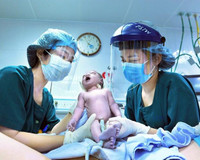 Hình ảnh Việt Nam chống Covid-19 trên màn hình Quảng trường Thời đại ở Mỹ