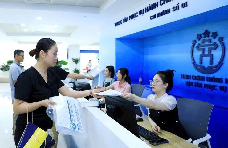 Hà Nội bảo đảm 100% người có nhu cầu được trả kết quả giải quyết thủ tục hành chính tại nhà