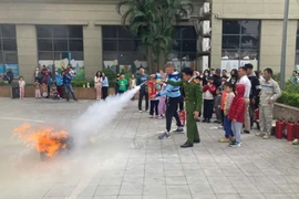 Kiểm tra, hướng dẫn, tuyên truyền về an toàn cháy, nổ tại các cơ sở kho, xưởng sản xuất