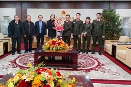 Công an Hà Nội luôn trân trọng những đóng góp tâm huyết của CLB Thăng Long