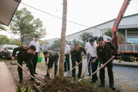 Lan tỏa tinh thần, trách nhiệm bảo vệ môi trường xanh tại cơ quan, đơn vị