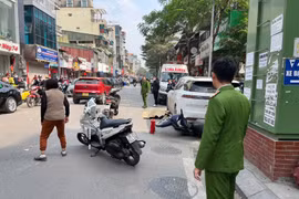 Thông tin chính thức vụ lái xe lùi xe làm 2 người thương vong ở Khâm Thiên