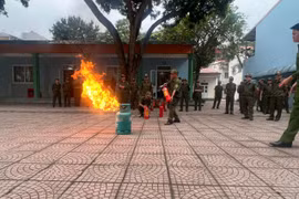 Tập huấn kỹ năng phòng cháy chữa cháy cho lực lượng tham gia bảo vệ an ninh, trật tự ở cơ sở